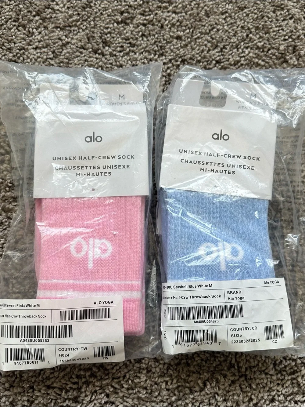 ALO Yoga Unisex Half-Crew Socks — Pink & Light Blue (Pair)